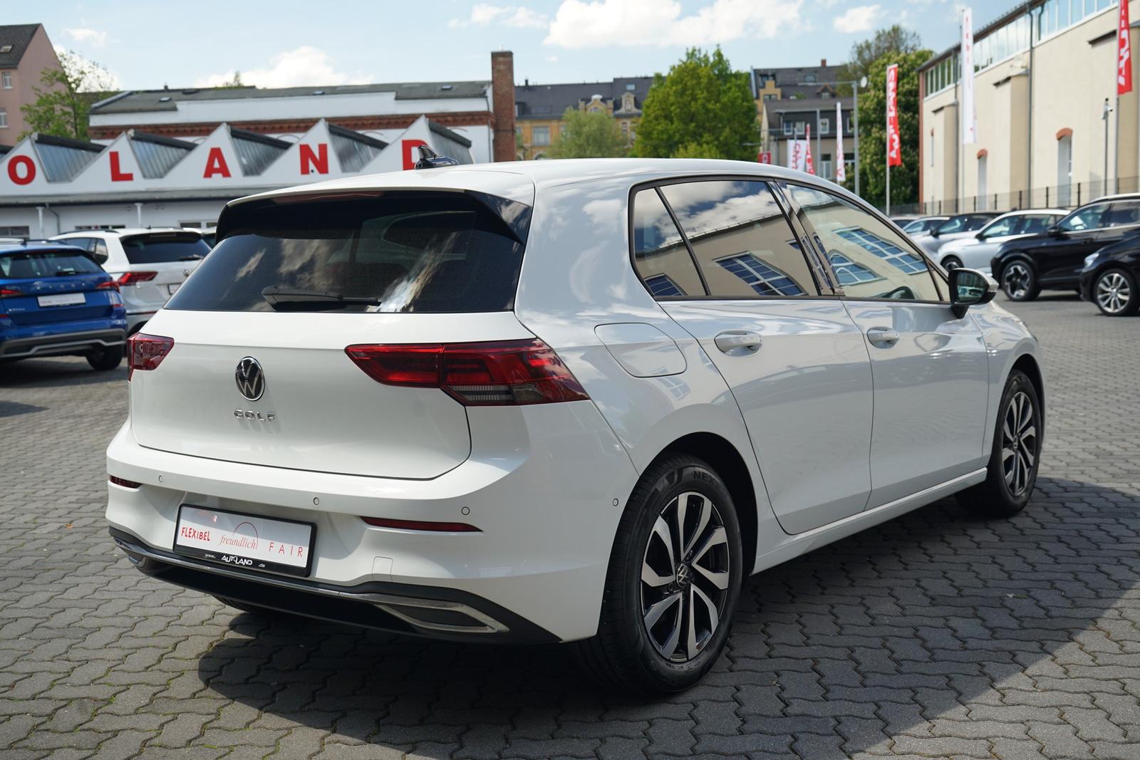 Volkswagen Golf VIII 1.0 Active LED Navi Sitzheizung PDC, миниатюра 6