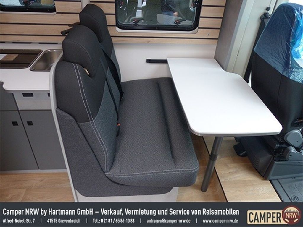 Crosscamp EXPDN T 7.0 E Peugeot DAB +Markise