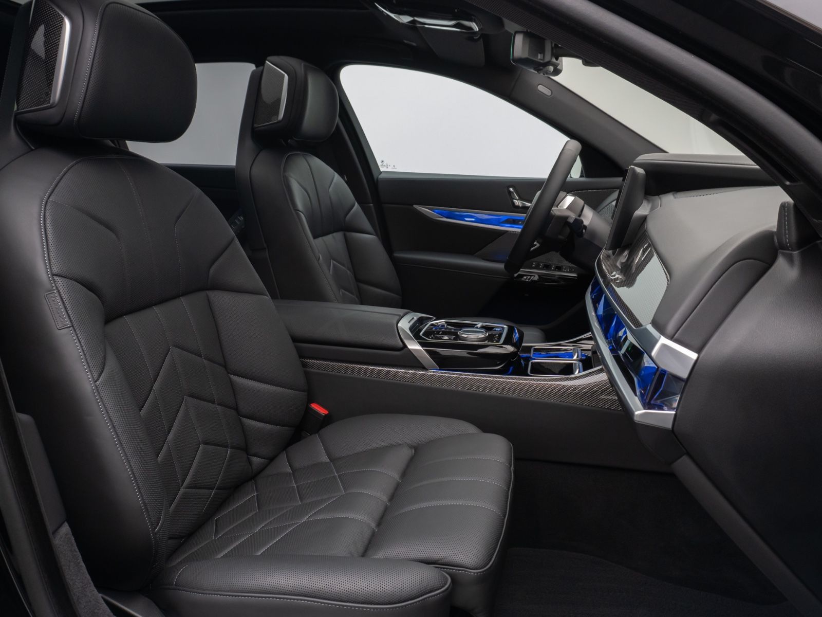 Fahrzeugabbildung BMW i7 xD60 M-Sport HUD Pano 360°Massage ACC Soft 21