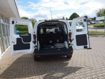Bild 9 Ford Transit Courier Trend Klima SHZ PDC Kamera
