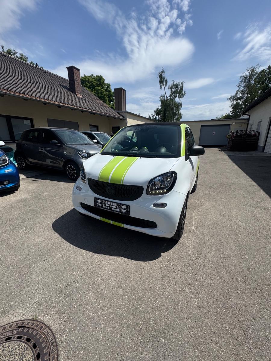 Smart ForTwo Prime 90 PS Brabus Optik Navi Leder