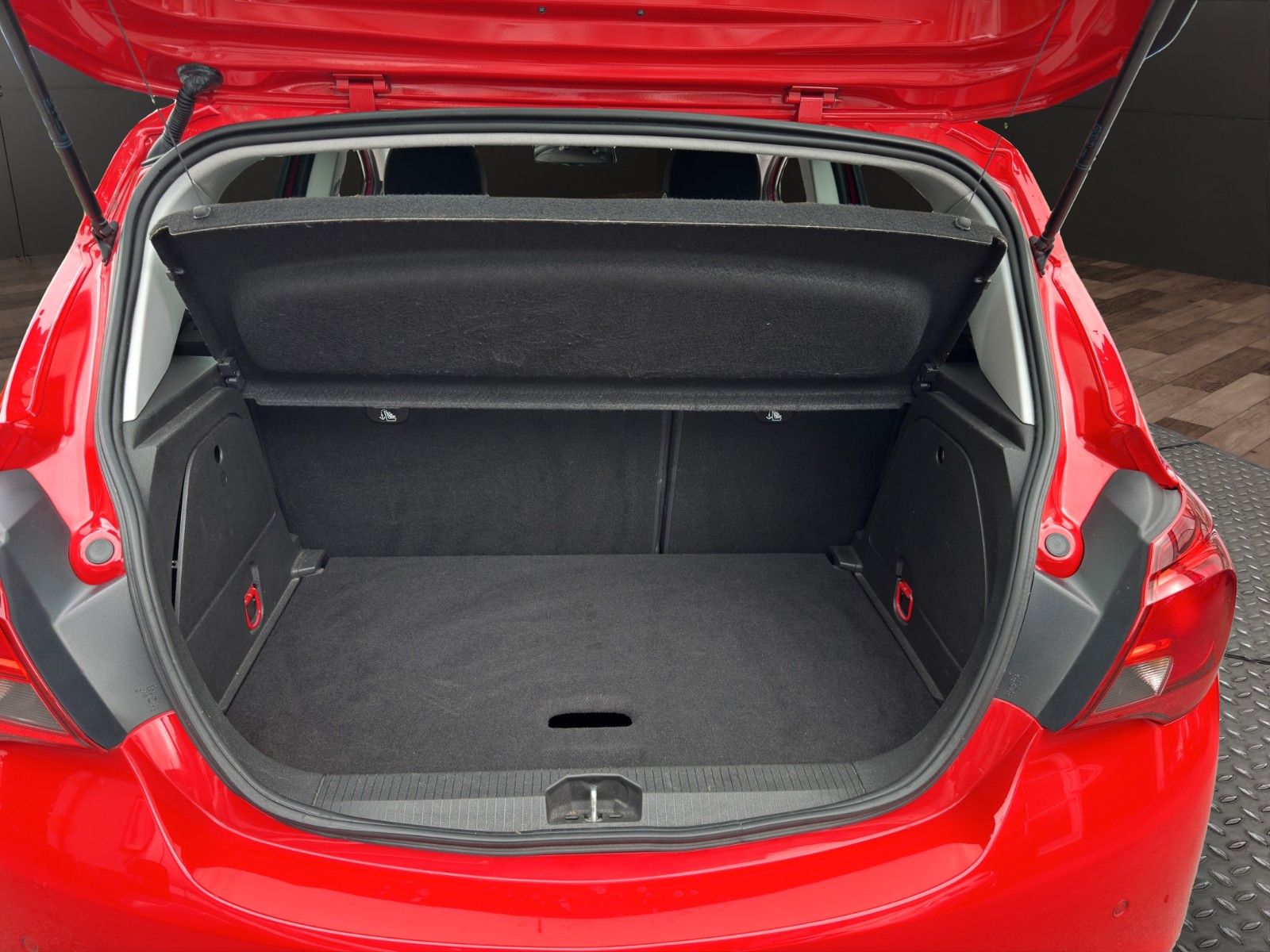 Fahrzeugabbildung Opel Corsa E Color Edition Klimaaut/Sitz+Lenkrad Heiz
