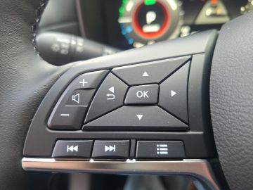 Nissan Juke Tekna 1.6 Hybrid °LED°Navi°SHZ°BF°RFK°ACC°