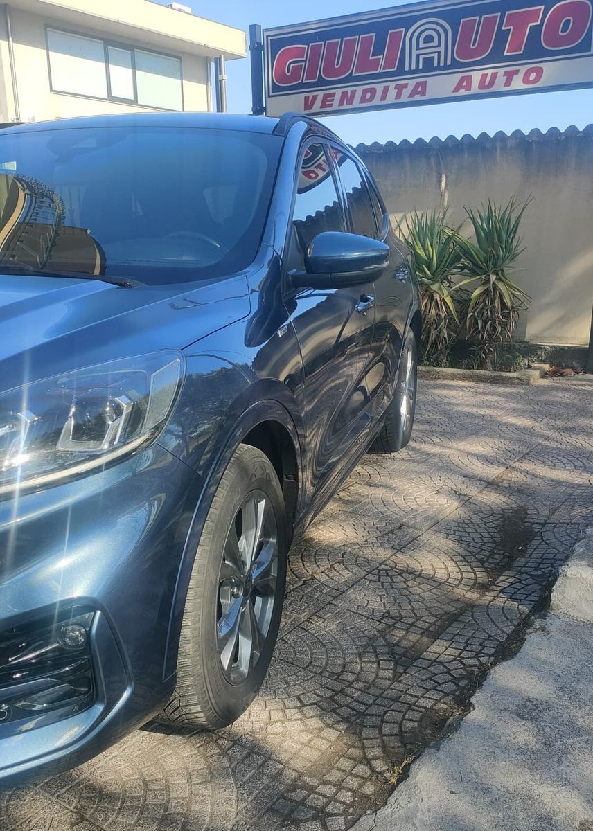 Ford Kuga 1.5 EcoBlue 120 CV aut. 2WD ST-Line 20 imagem 2