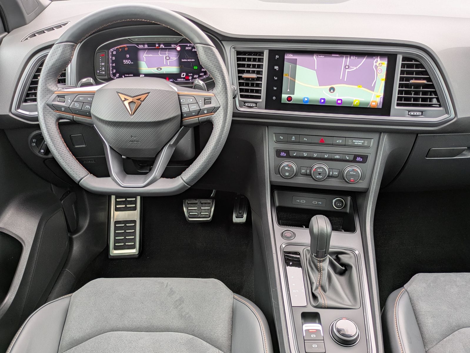 Fahrzeugabbildung CUPRA Ateca 1.5 TSI DSG AHK*LED*ACC*APP*KAMERA*19"