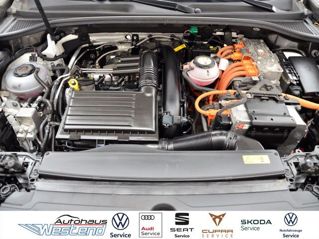 Fahrzeugabbildung Audi Q3 45 TFSIe 180kW S tronic Navi LED SHZ Klima