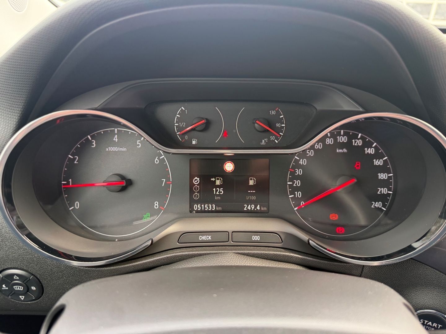 Fahrzeugabbildung Opel Crossland Ultimate SHZ+LZ+Kamera+HeadUp-Display