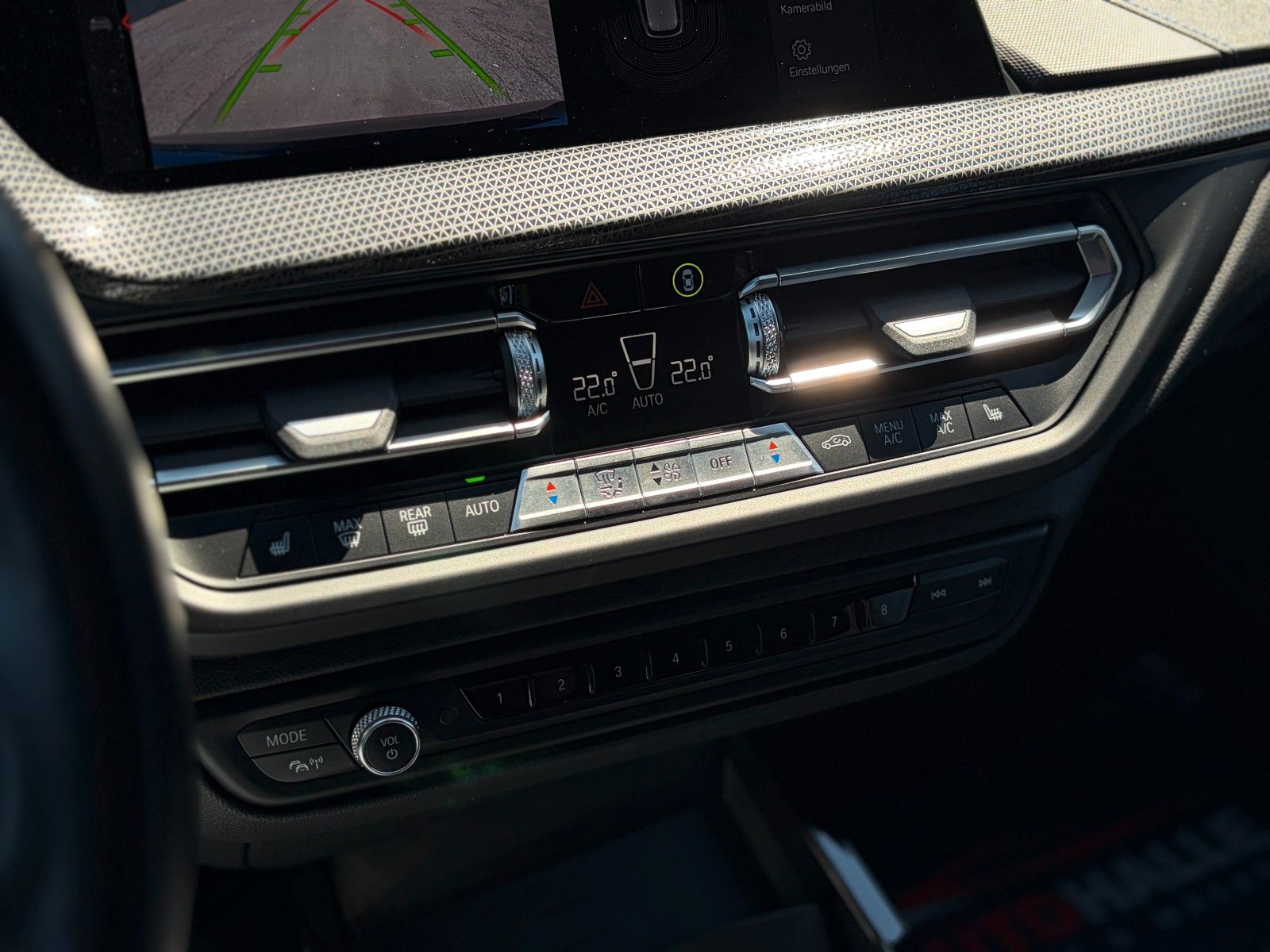 Fahrzeugabbildung BMW M135i xDrive Shadow Alcantara KZG CAM HiFi HuD