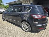 Ford S-Max 2.5 Vignale Hybrid mit Wertgutachten - Ford S-Max mit Benzin-Antrieb: Kleinbus, 2.5
