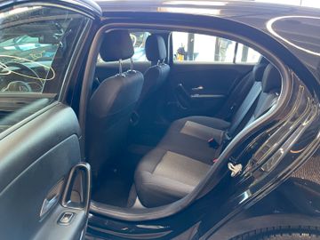Mercedes-Benz A 180 d  *TACHODIGITAL*MBUX*NAVI*KAM*1.HAND*