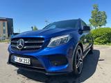 Mercedes-Benz GLE 350 d 4MATIC - - blaue Mercedes-Benz GLE 350