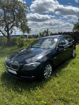 BMW 530d xDrive Touring | HUD | Soft-Clos | Panorama