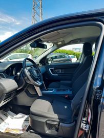 Land-Rover Discovery Sport - 2
