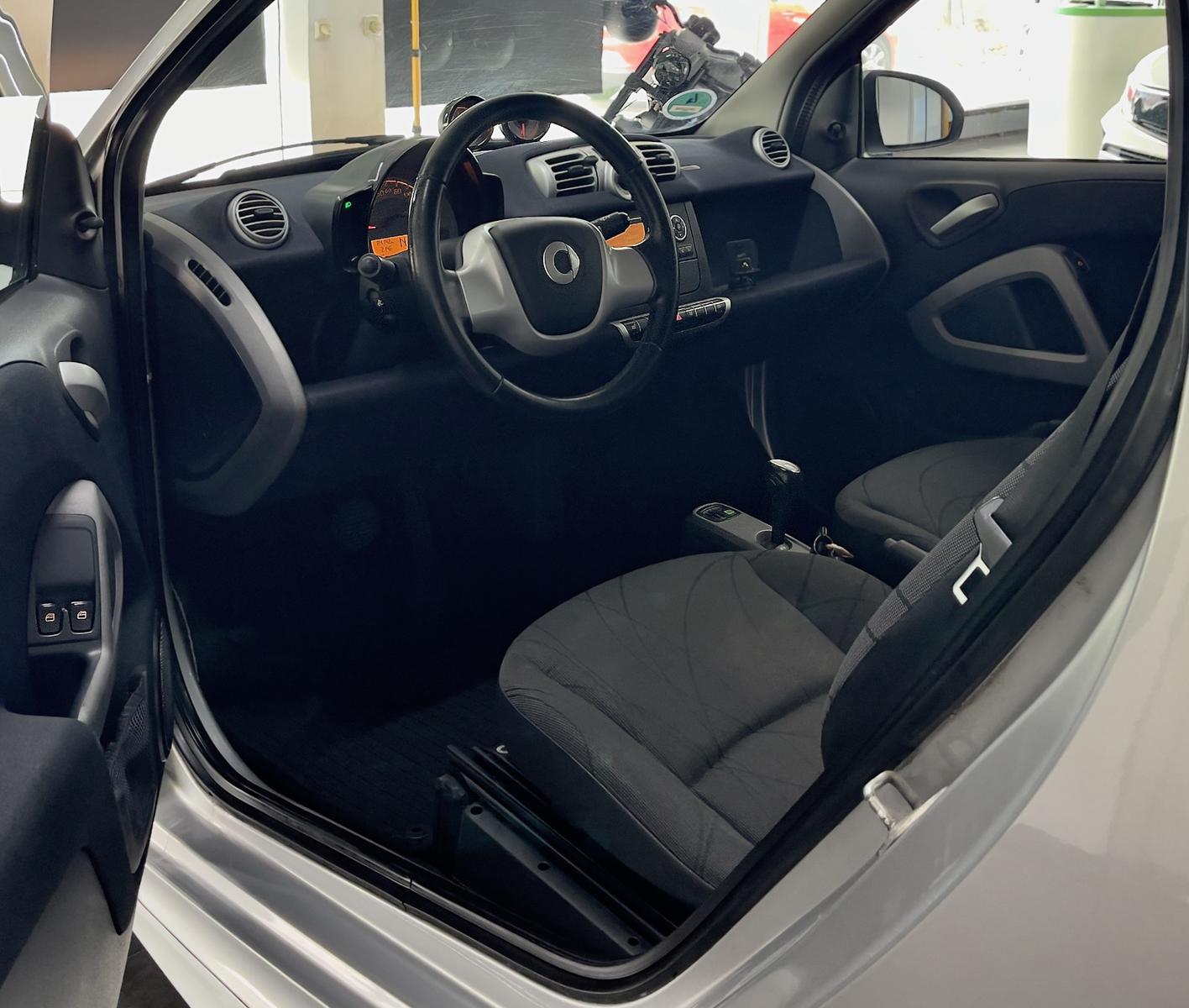 Smart ForTwo coupe|2Hd|Klima|USB-AUX|Panorama