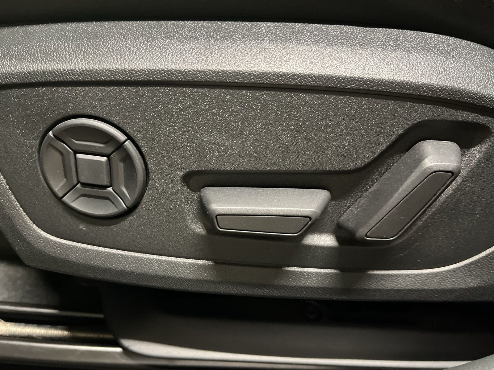 Audi S6 - Bild 12