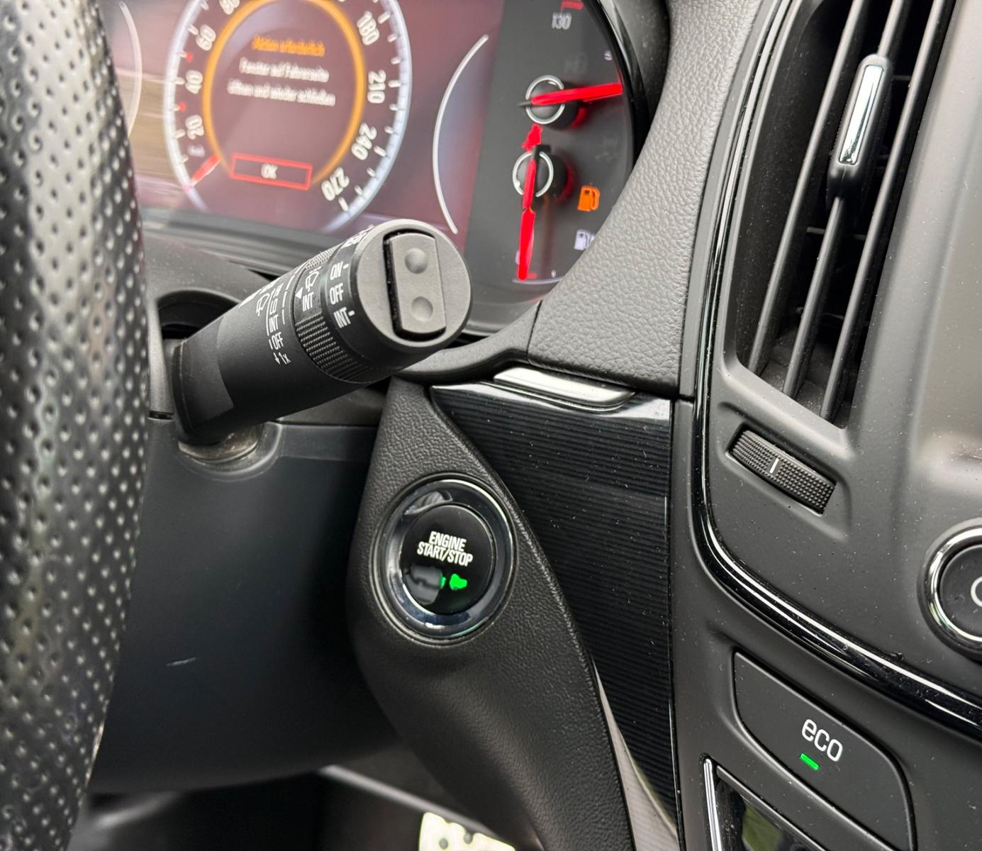 Opel Insignia 2015 — фото 20