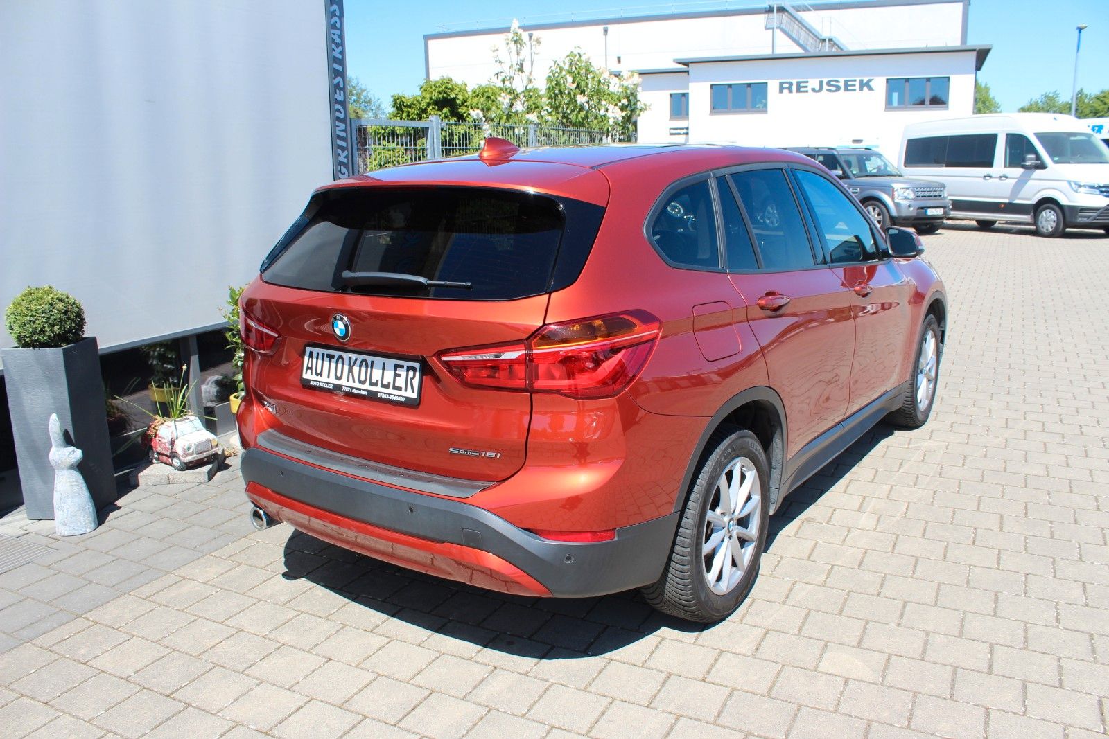 BMW X1 sDrive 18 i Advantage foto 3