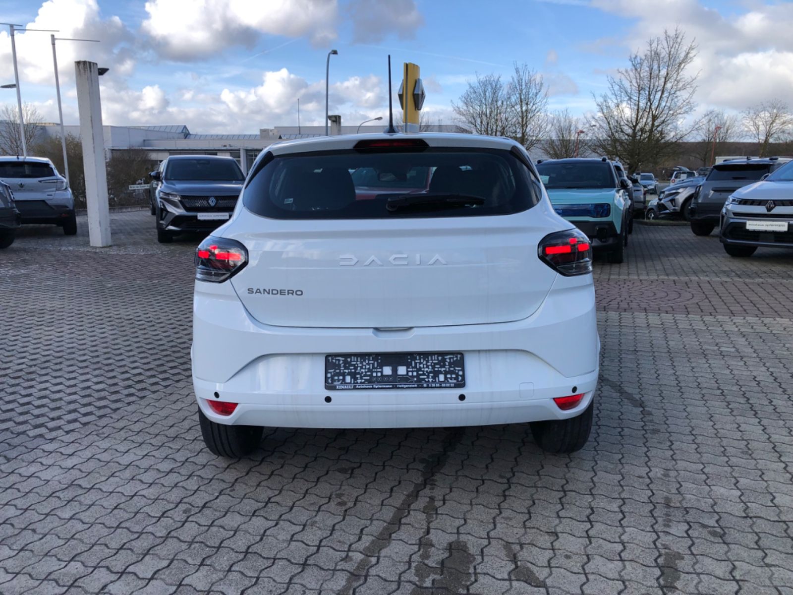 Dacia Sandero - Bild 10