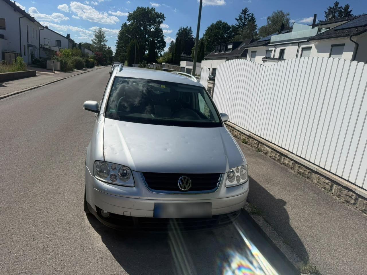 Volkswagen Touran 2004 — vehicle for AFU Ukraine
