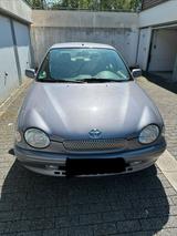 Toyota E11 Liftback; wenig Kilometer - Toyota Avensis: Liftback