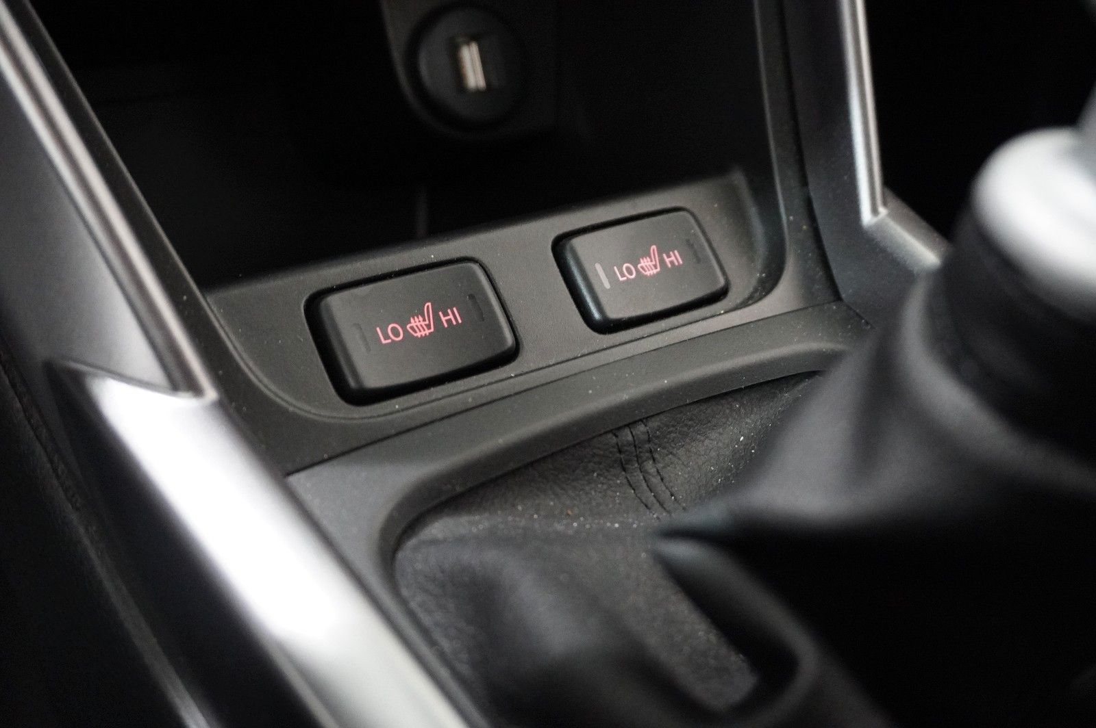 Fahrzeugabbildung Suzuki (SX4) S-Cross 1.4 COMFORT NAVI/LED/KAMERA/SH/DAB