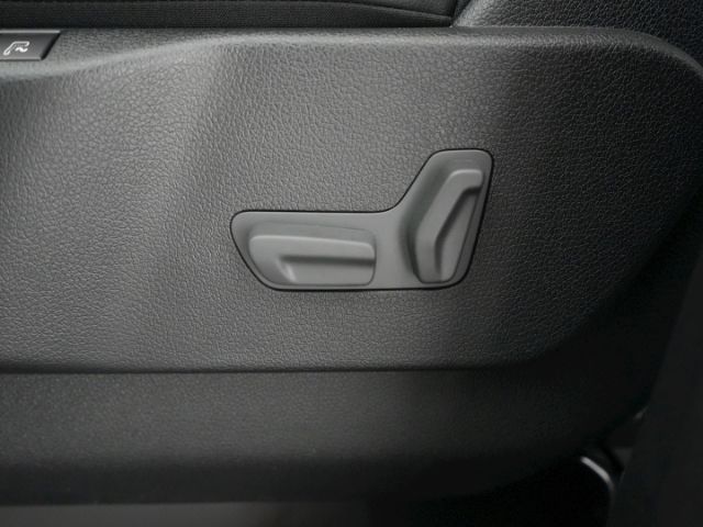 Zafira Life e TOURER L 75kWh AT 6-SITZER+BI XENO