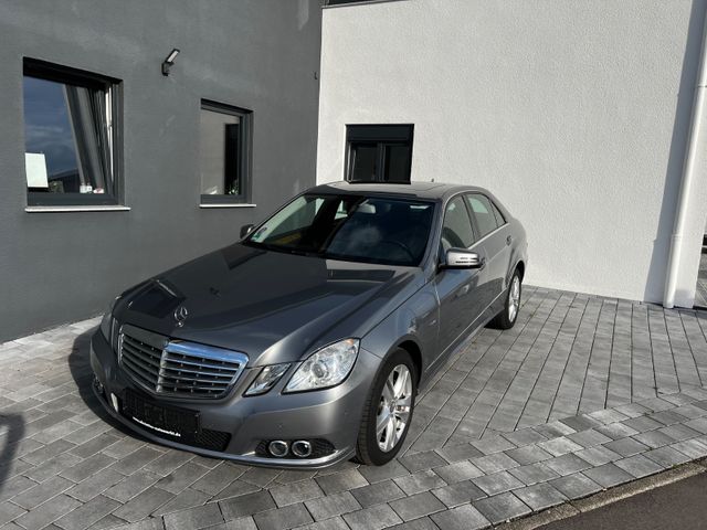 Mercedes-Benz E 250 CGI Lim Elegance/Automatik/AHK