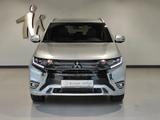 Mitsubishi Outlander Plug-in Hybrid PLUS SPIRIT 4WD 1. HAND - Mitsubishi Gebrauchtwagen
