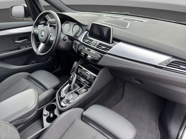 Fahrzeugabbildung BMW 218i Gran Tourer M Sport 7-Sitzer+Pano+HiFi+AHK