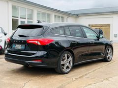 FORD Focus Titanium X*SCHECKHEFT*ACC*PDC*LED*AHK