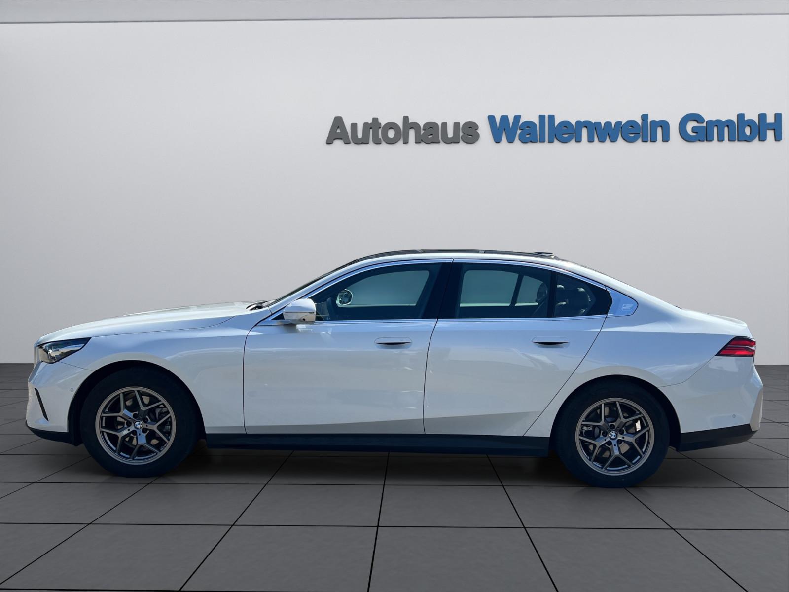 BMW 520i Automatik, Panorama, 360°,  HUD