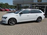 Skoda Superb Combi 2.0 TDI DSG SportLine AHK... - Skoda Superb: Allradantrieb, 2.0