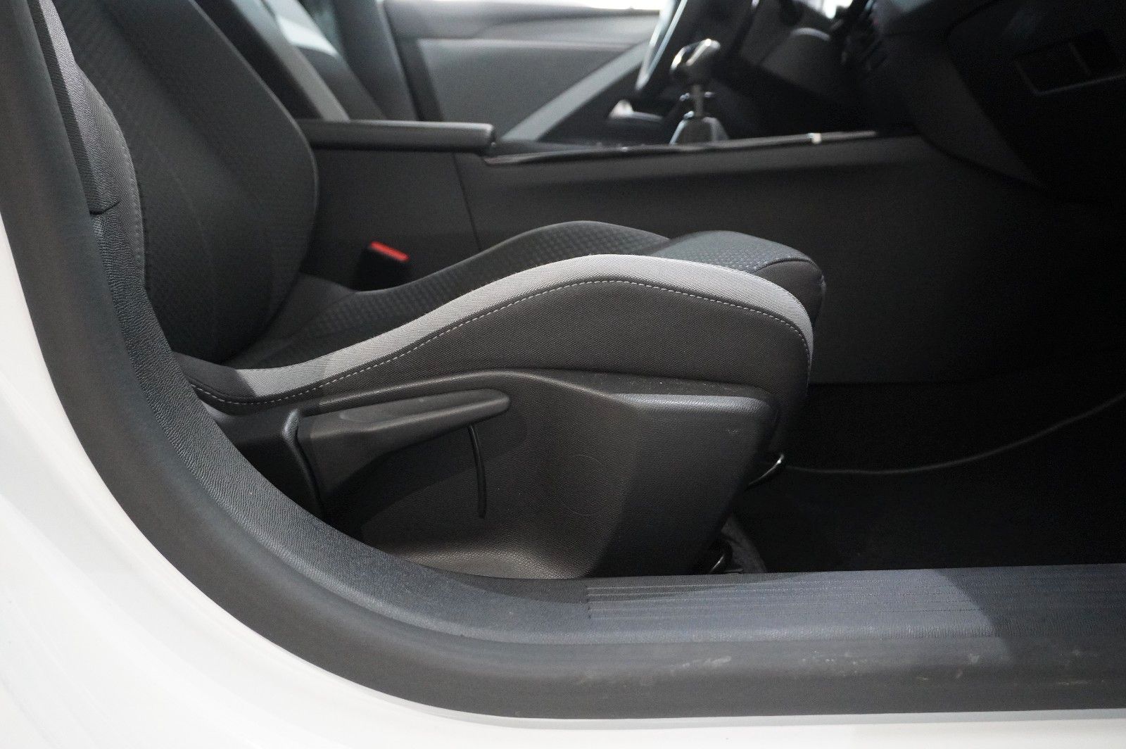 Fahrzeugabbildung Opel Astra L Lim. 1.5D BUSINESS EDIT. NAI/LED/KAMERA