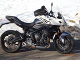 Triumph Tiger 660 Sport wie neu - TRIUMPH 660 TIGER SPORT