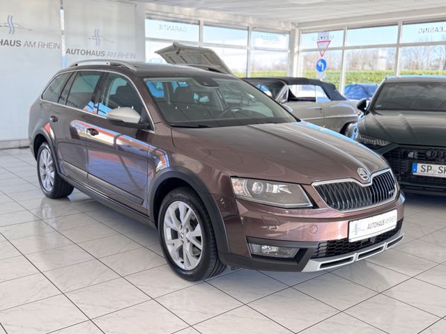 Skoda Octavia Combi Scout 4x4+Automatik+Kamera+Pano