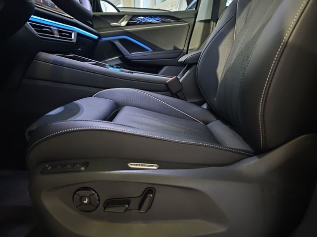 Fahrzeugabbildung Volkswagen Tiguan Elegance 1.5 eTSI OPF 110 kW (150 PS) 7-G