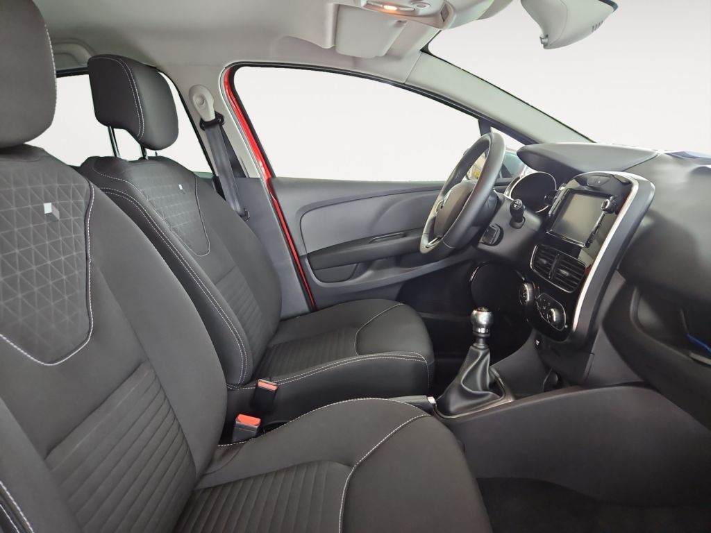 Fahrzeugabbildung Renault Clio Energy TCe 120 GT Sitzheizung Navigation