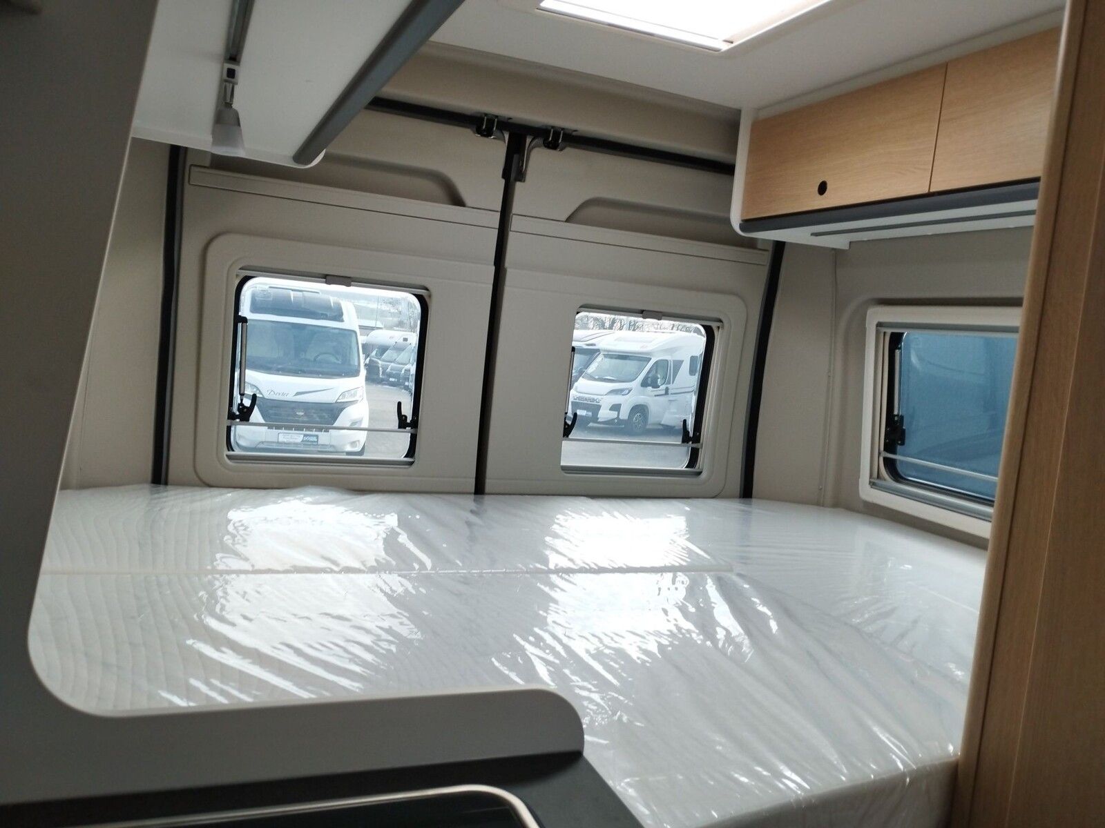 Fahrzeugabbildung Sunlight Adventure Cliff 600 Automatik, Dörr Edition, LTE