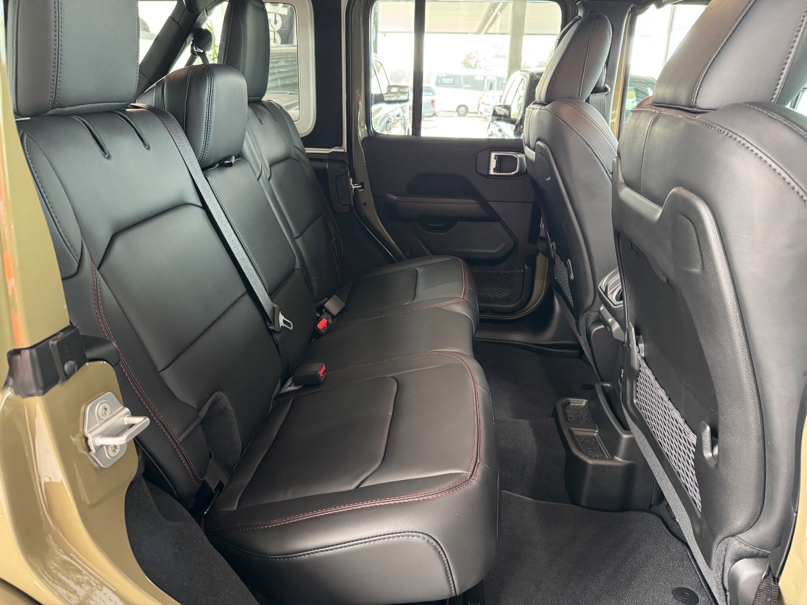 Fahrzeugabbildung Jeep Wrangler Rubicon X 3,6 V6 MY26 WARN Seilwinde