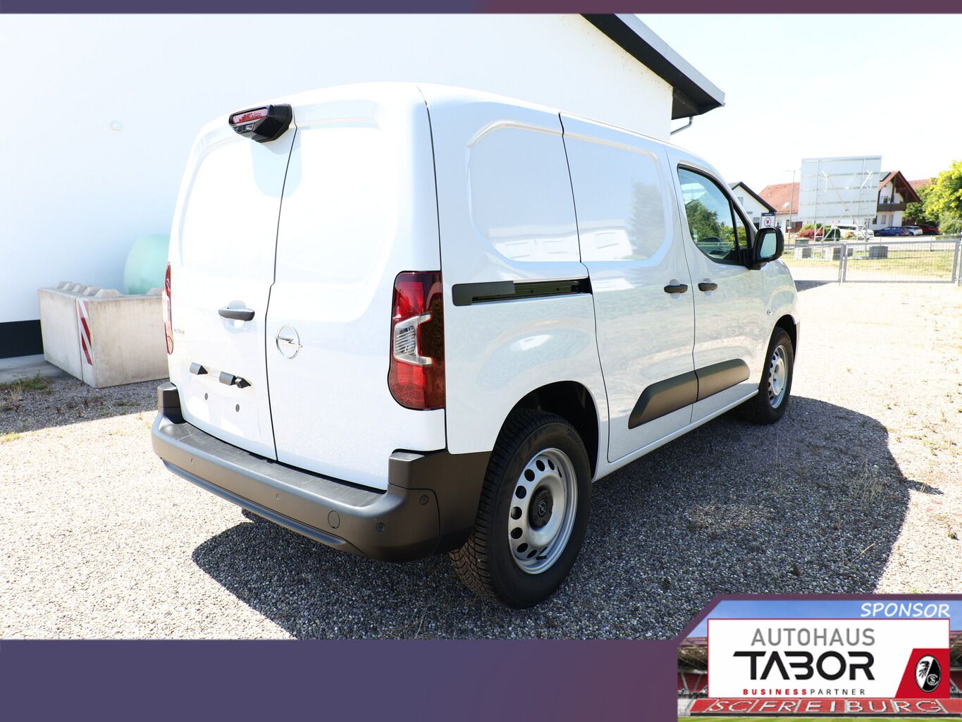 Opel Combo ComfortConnectP WinterP WorksiteP UVP-42%* imagem 3