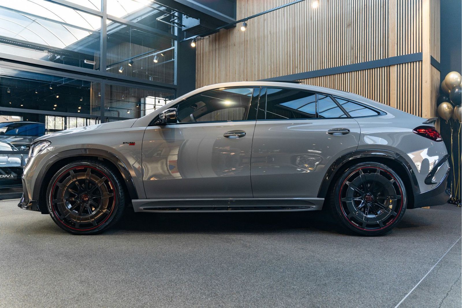 Mercedes-Benz GLE 63 AMG Brabus Rocket 900 1/25 S 4MATIC+ Full imagem 3