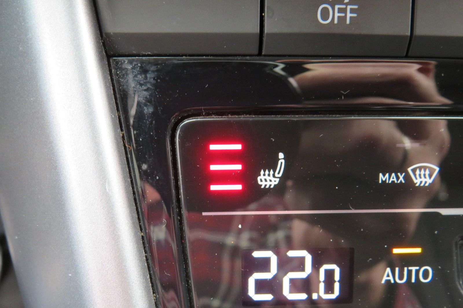 Fahrzeugabbildung Volkswagen T-Roc Life NAVI ACC SITZH. LED APP-CON. 1.H