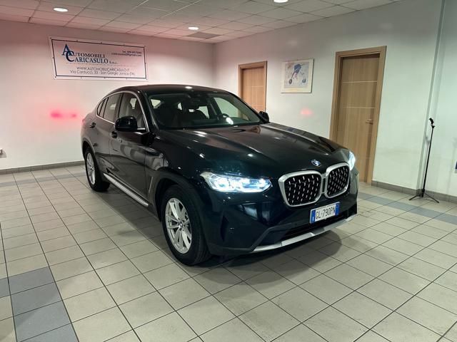 Image of BMW X4