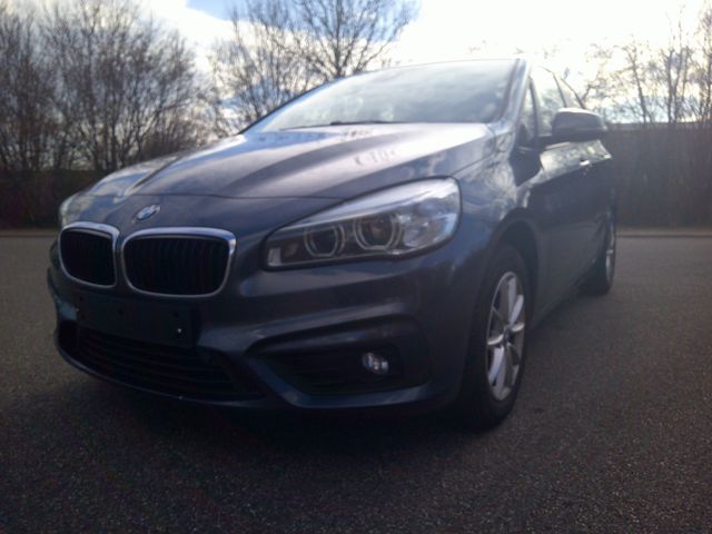 BMW 216 Baureihe 2 Active Tourer 216 i Advantage