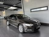 Volkswagen Passat 2.0TDI Highline|LED|Navi|Massage|Cam|LM17 - Volkswagen Passat: 2.0