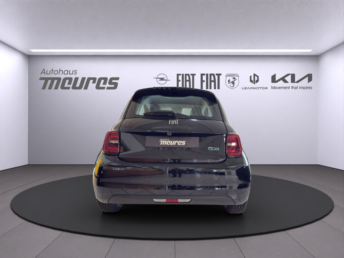 Fiat 500 Elektro, RED 95 PS, Rückfahrkamera, Klimaaut imagem 3