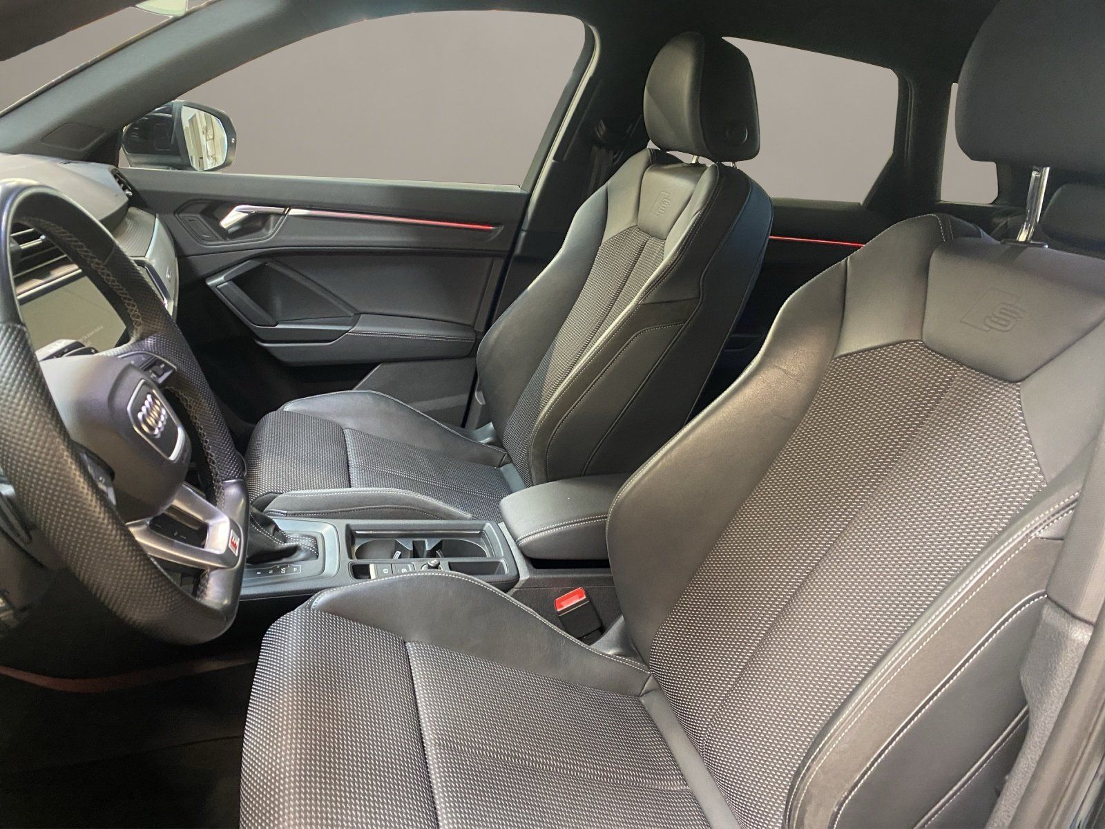 Audi Q3 - Bild 8