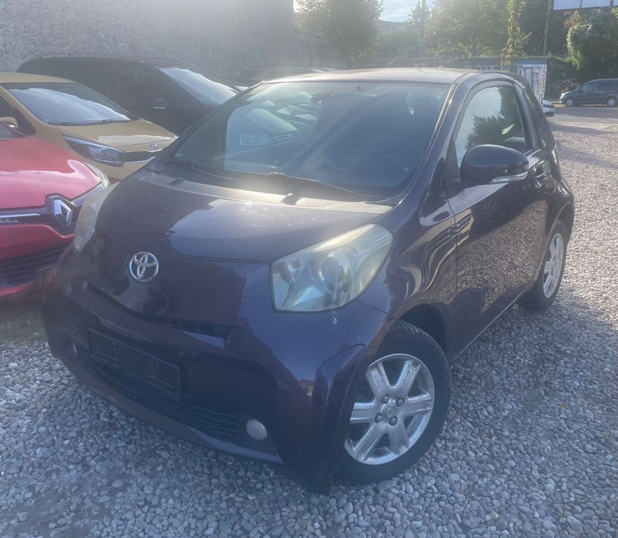 Toyota IQ
