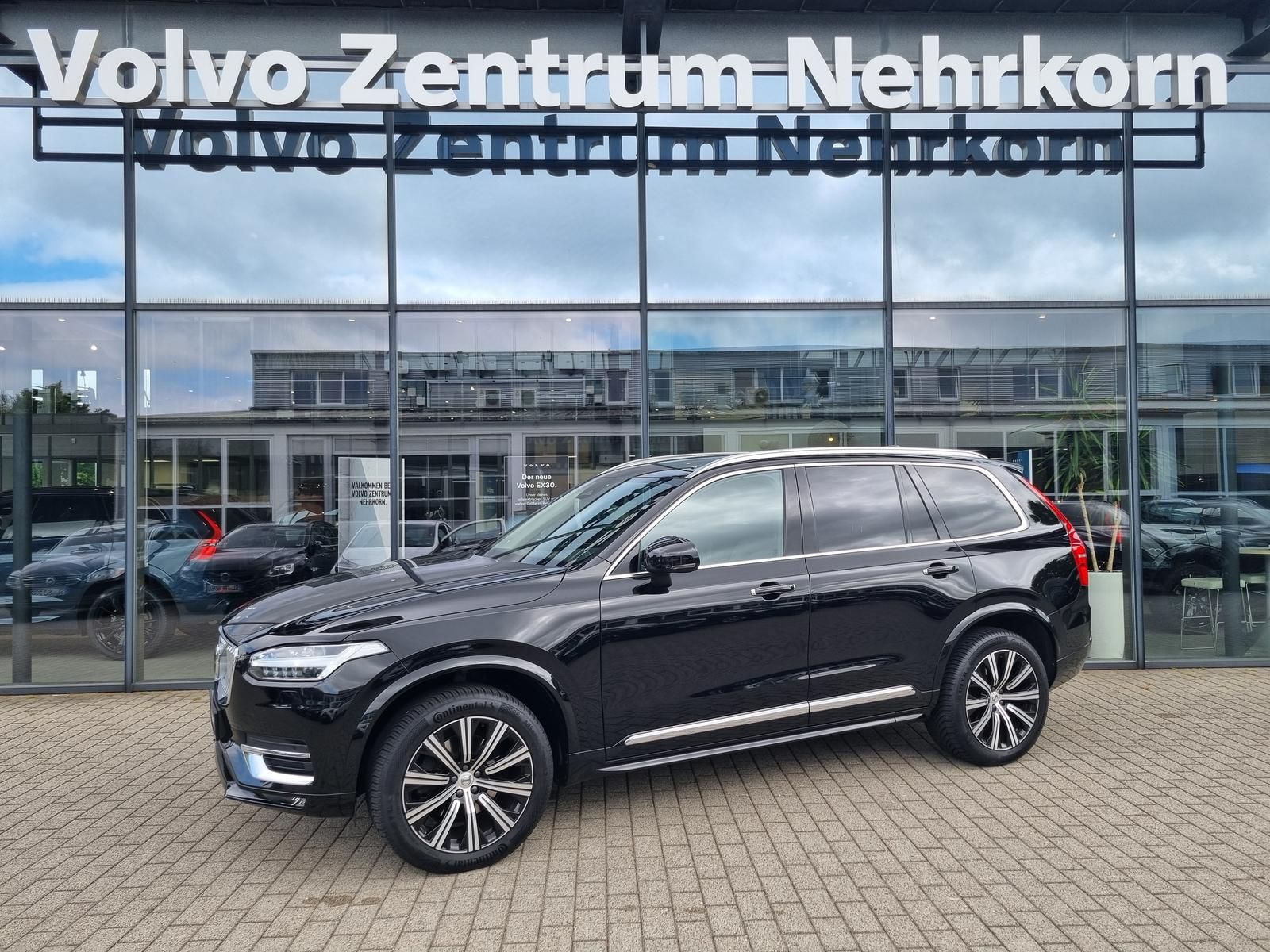 Fahrzeugabbildung Volvo XC90 B5 Diesel AWD Plus Bright 'AHK, Standheiz'