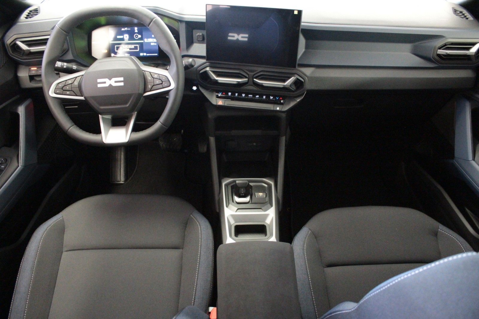 Fahrzeugabbildung Dacia Bigster hybrid 155 Expression #15263